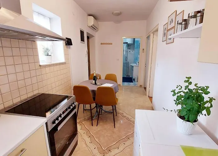 Happy Days Appartement *